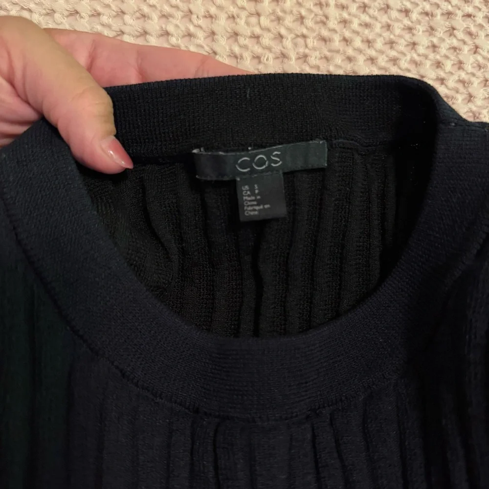 COS Black Ribbed Knit Midi Dress Long Sleeve Asymmetrical Hem Minimalist Size S - Picture 10 of 16